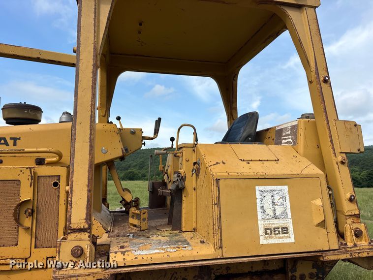 image for item ET2126 1980 Caterpillar D5B dozer