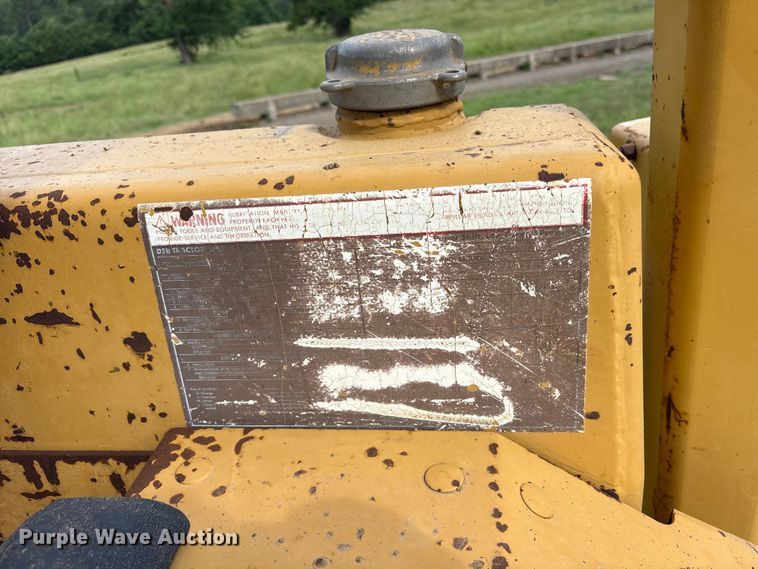 image for item ET2126 1980 Caterpillar D5B dozer