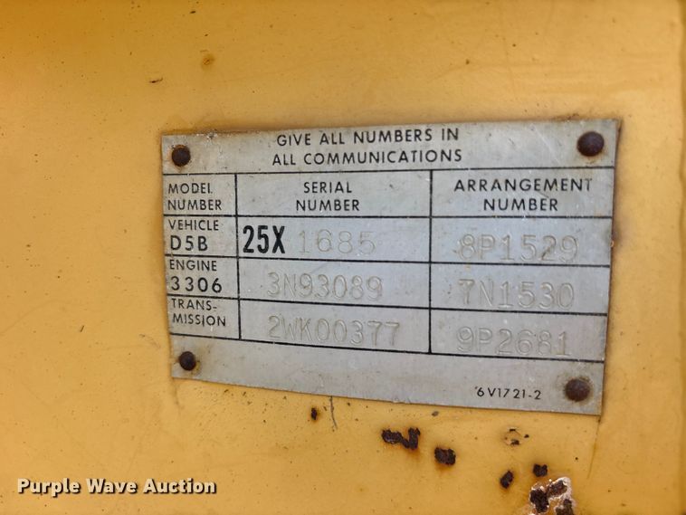 image for item ET2126 1980 Caterpillar D5B dozer