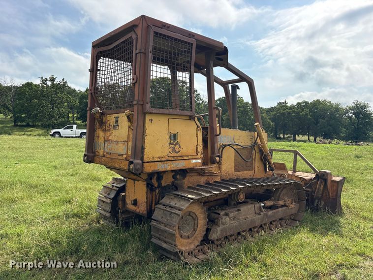 image for item ET2127 1990 Case 550 dozer