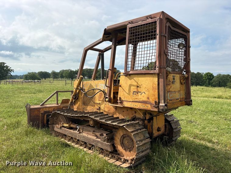 image for item ET2127 1990 Case 550 dozer