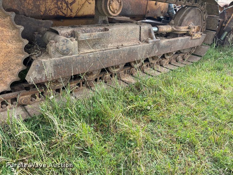 image for item ET2127 1990 Case 550 dozer