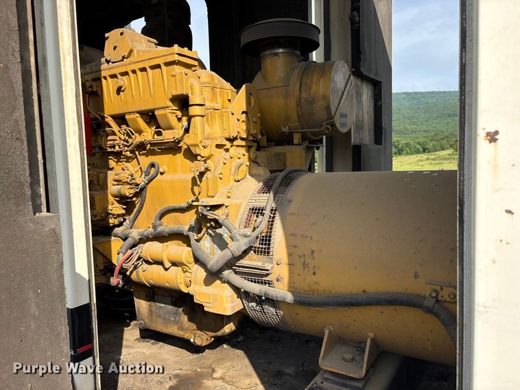 image for item ET2128 1999 Caterpillar XQ 350 generator