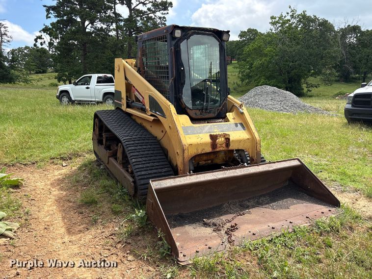 image for item ET2131 2003 Caterpillar 277 tracked skid steer loader