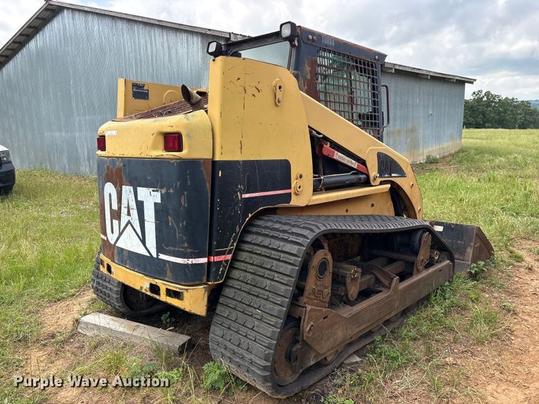 image for item ET2131 2003 Caterpillar 277 tracked skid steer loader
