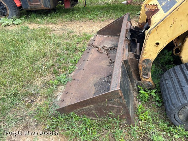image for item ET2131 2003 Caterpillar 277 tracked skid steer loader