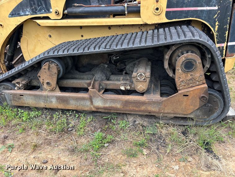 image for item ET2131 2003 Caterpillar 277 tracked skid steer loader