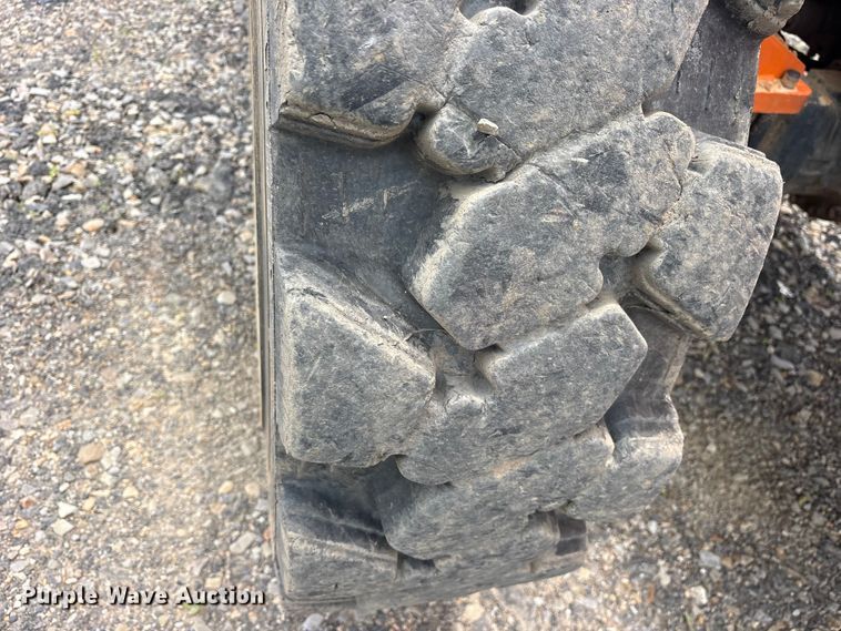 image for item ET2137 2007 Xtreme XR1045 telehandler
