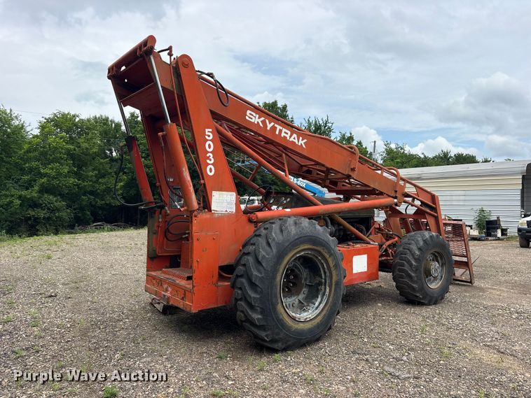 image for item ET2138 Skytrak 5030 telehandler