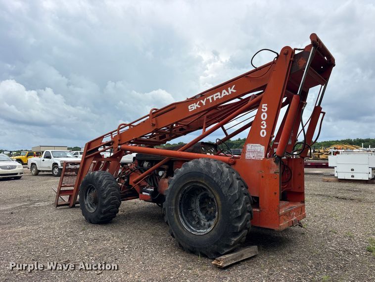 image for item ET2138 Skytrak 5030 telehandler
