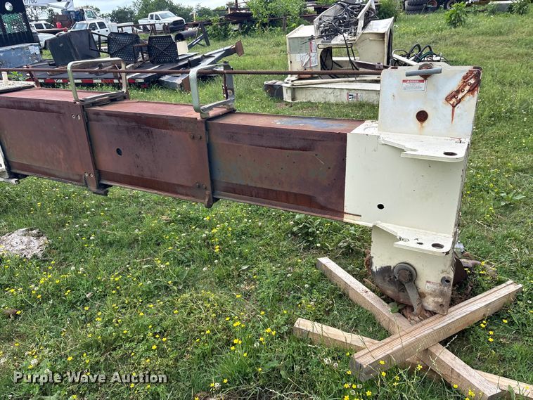 image for item ET2139 National 600D Crane parts only