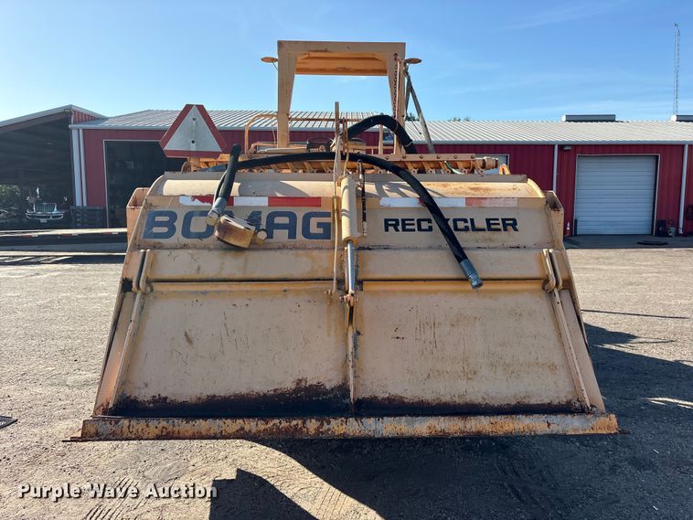 image for item ET2151 1993 Bomag MPH100 reclaimer