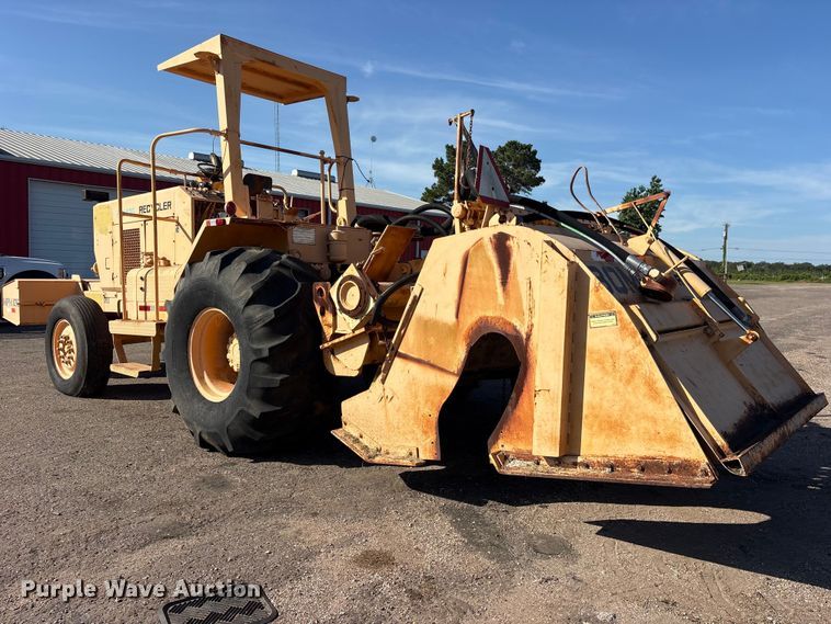 image for item ET2151 1993 Bomag MPH100 reclaimer