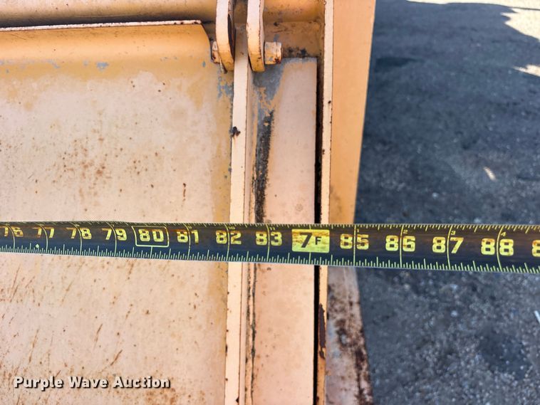 image for item ET2151 1993 Bomag MPH100 reclaimer