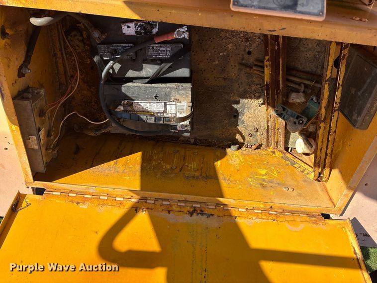 image for item ET2151 1993 Bomag MPH100 reclaimer