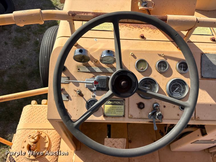 image for item ET2151 1993 Bomag MPH100 reclaimer