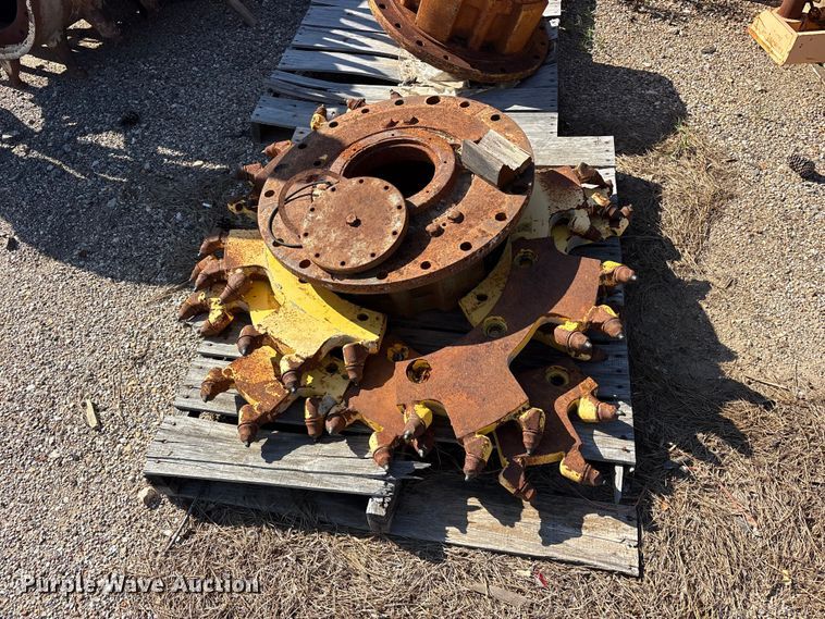 image for item ET2151 1993 Bomag MPH100 reclaimer
