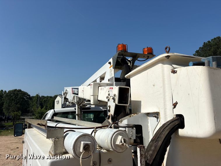 image for item ET2154 2012 Chevrolet Silverado 3500HD bucket truck