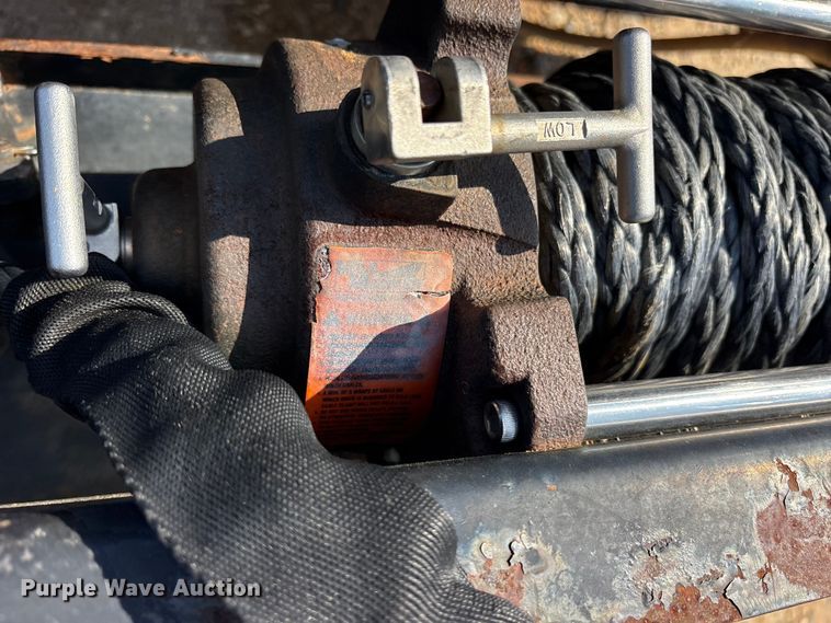 image for item ET2154 2012 Chevrolet Silverado 3500HD bucket truck