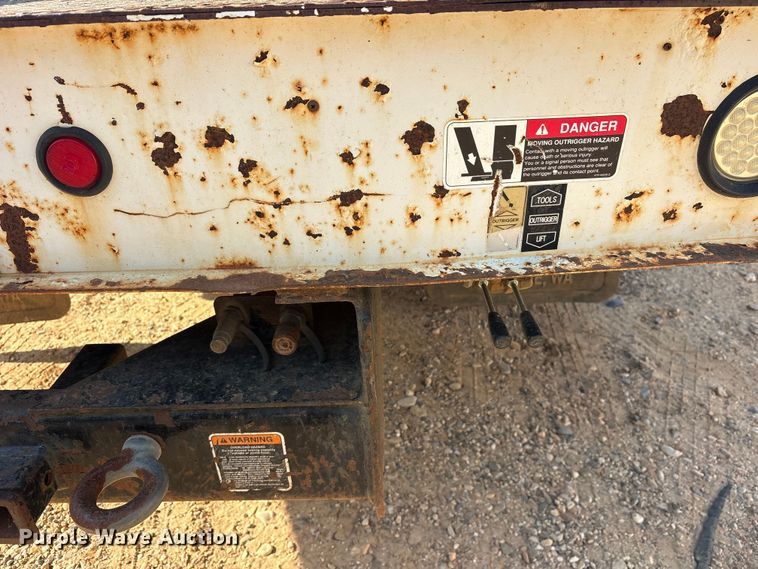 image for item ET2157 2012 Dodge Ram 5500 bucket truck