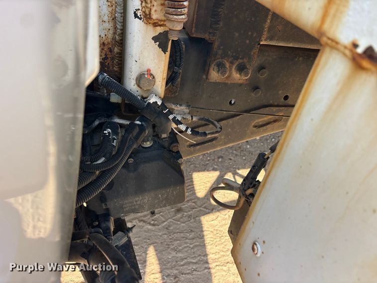 image for item ET2157 2012 Dodge Ram 5500 bucket truck