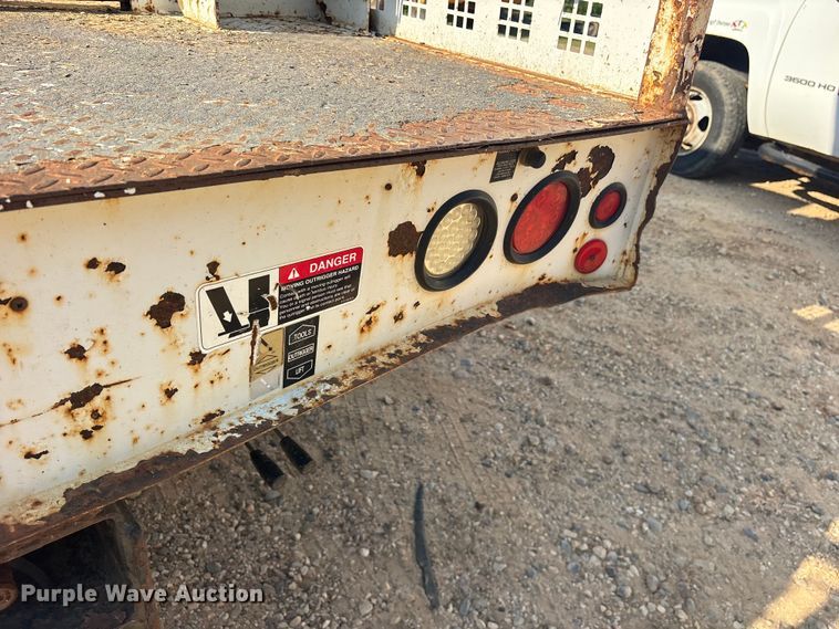 image for item ET2157 2012 Dodge Ram 5500 bucket truck