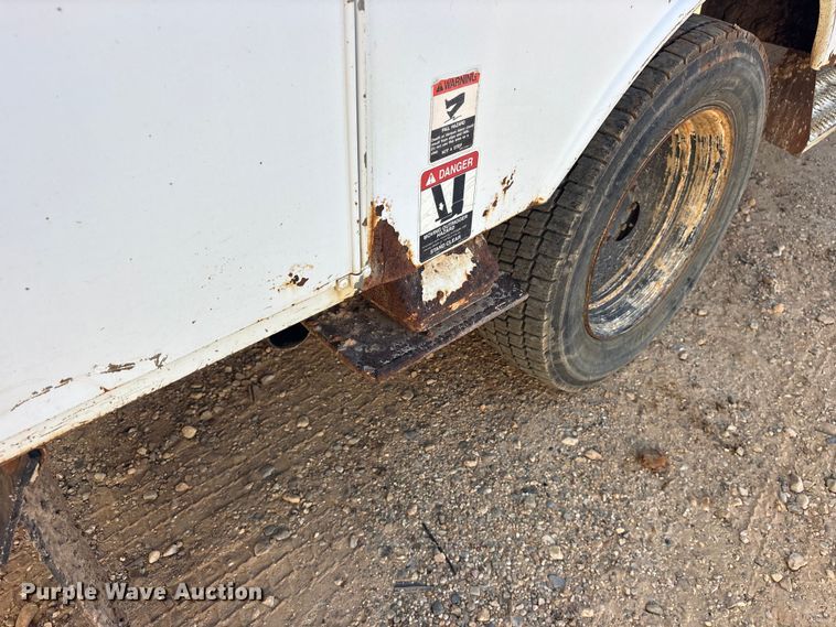 image for item ET2157 2012 Dodge Ram 5500 bucket truck
