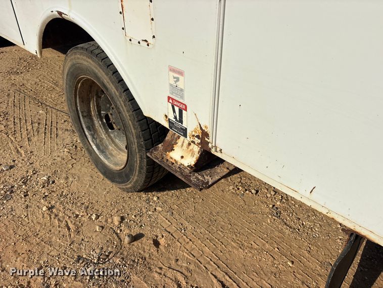 image for item ET2157 2012 Dodge Ram 5500 bucket truck