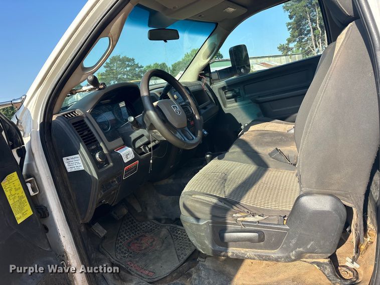 image for item ET2157 2012 Dodge Ram 5500 bucket truck