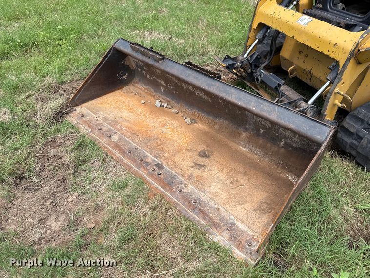 image for item ET6266 2016 Caterpillar 249D tracked skid steer loader