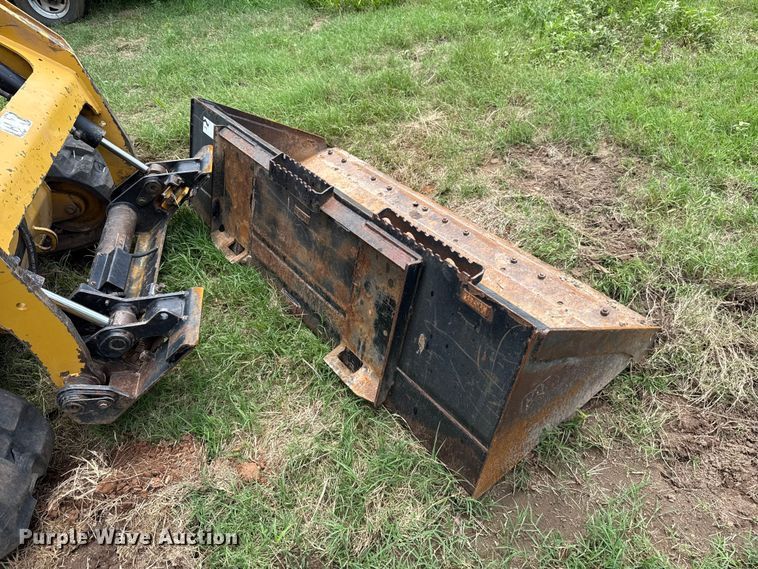 image for item ET6266 2016 Caterpillar 249D tracked skid steer loader