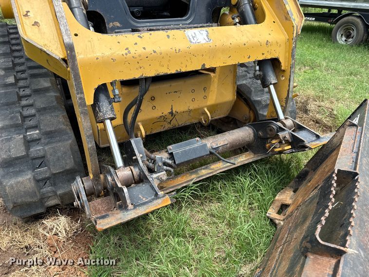 image for item ET6266 2016 Caterpillar 249D tracked skid steer loader