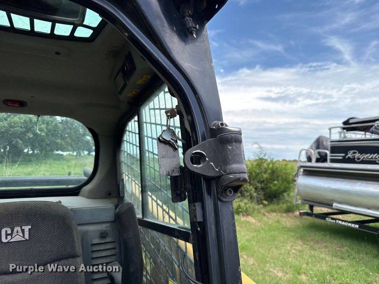 image for item ET6266 2016 Caterpillar 249D tracked skid steer loader