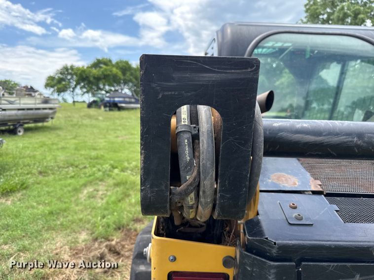 image for item ET6266 2016 Caterpillar 249D tracked skid steer loader