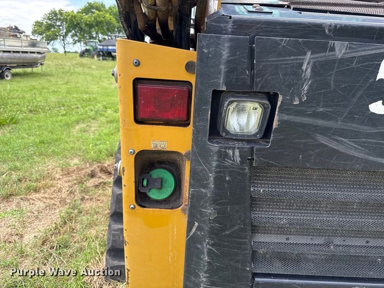 image for item ET6266 2016 Caterpillar 249D tracked skid steer loader