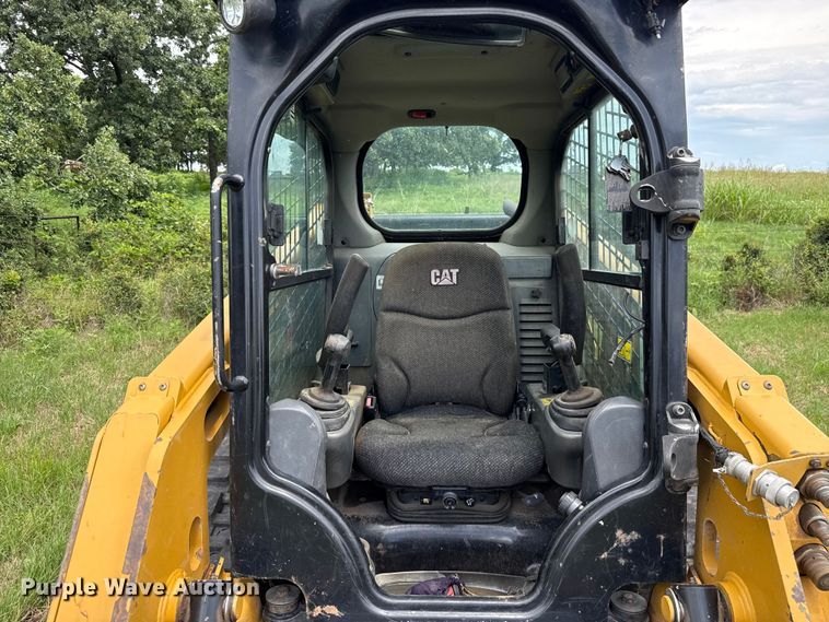 image for item ET6266 2016 Caterpillar 249D tracked skid steer loader