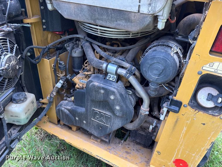 image for item ET6266 2016 Caterpillar 249D tracked skid steer loader