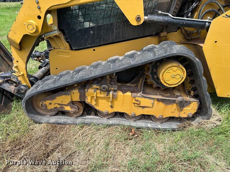 image for item ET6266 2016 Caterpillar 249D tracked skid steer loader