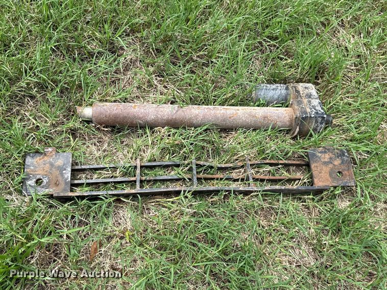 image for item ET6266 2016 Caterpillar 249D tracked skid steer loader