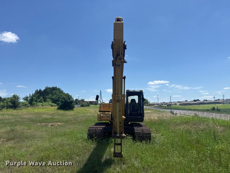 image for item ET6267 2006 Caterpillar 320CL excavator