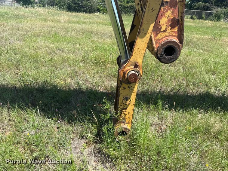 image for item ET6267 2006 Caterpillar 320CL excavator