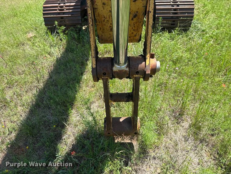 image for item ET6267 2006 Caterpillar 320CL excavator