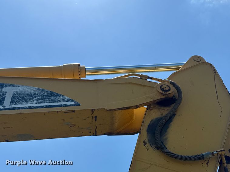image for item ET6267 2006 Caterpillar 320CL excavator