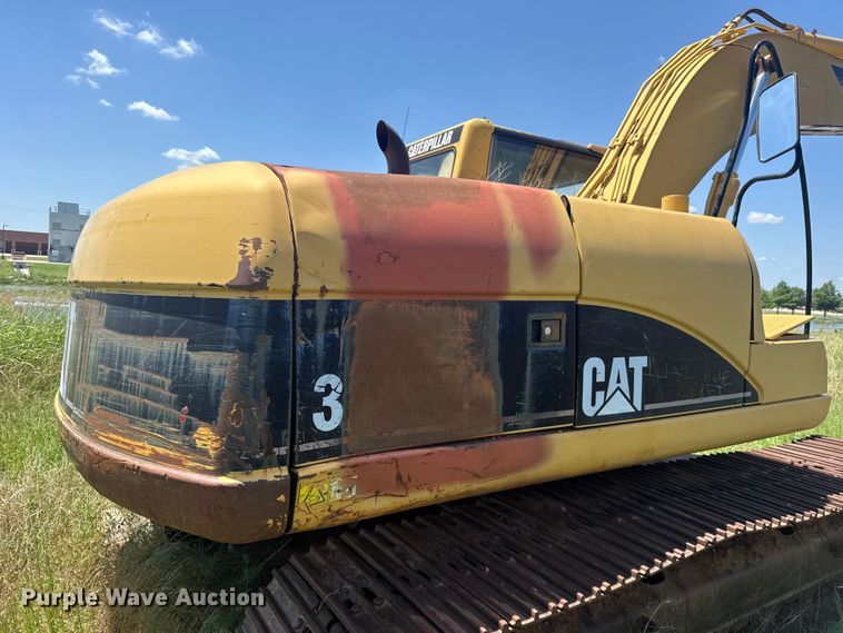 image for item ET6267 2006 Caterpillar 320CL excavator