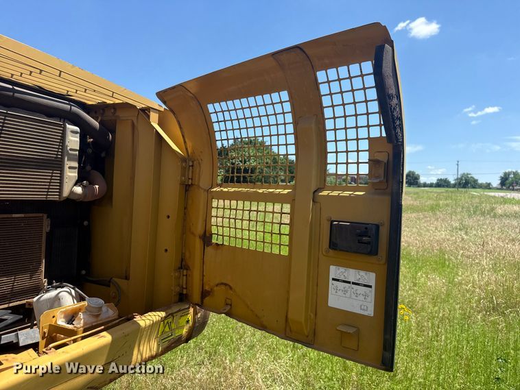 image for item ET6267 2006 Caterpillar 320CL excavator
