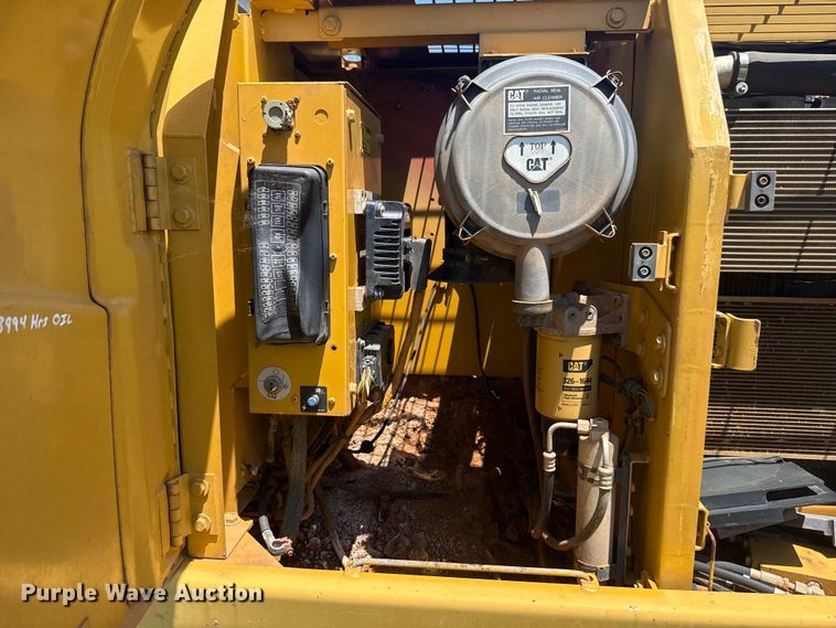 image for item ET6267 2006 Caterpillar 320CL excavator