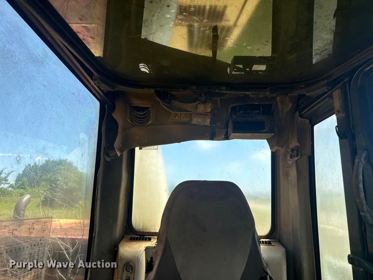 image for item ET6267 2006 Caterpillar 320CL excavator