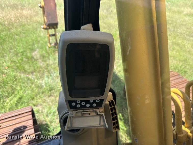 image for item ET6267 2006 Caterpillar 320CL excavator