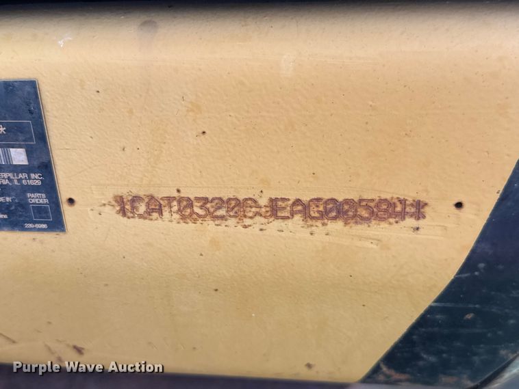 image for item ET6267 2006 Caterpillar 320CL excavator