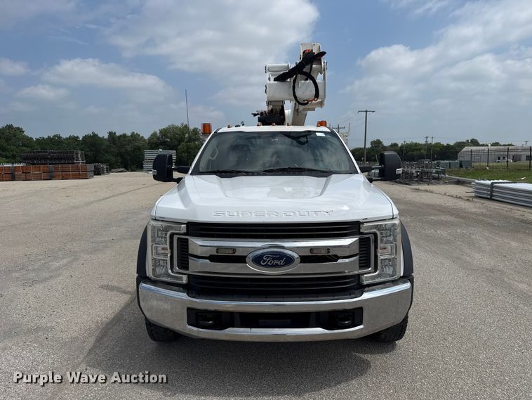 image for item ET6304 2017 Ford F550 Ext. Cab bucket truck